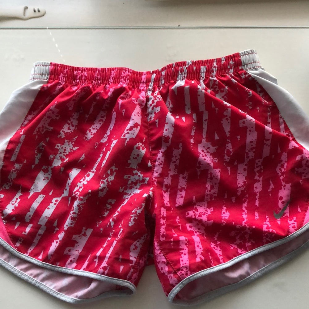 girls nike shorts